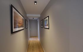 Le 24 Hotel